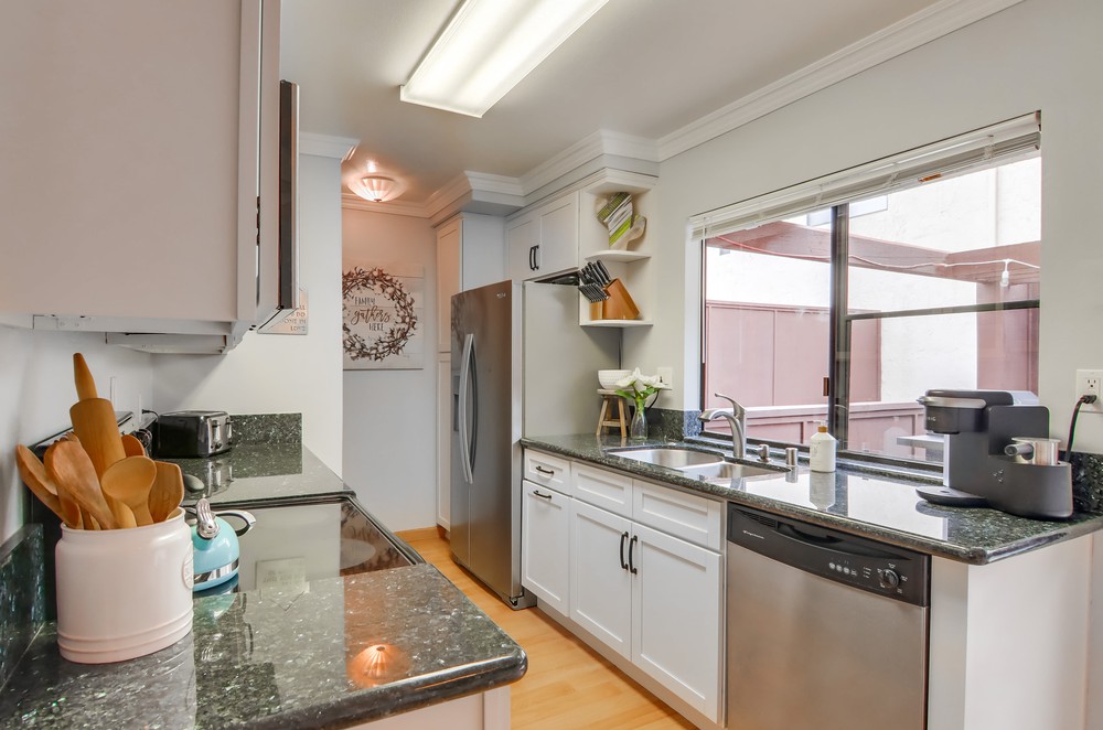 Virtual tour photo 22 of 56 for 1212 River Glen Row UNIT 103