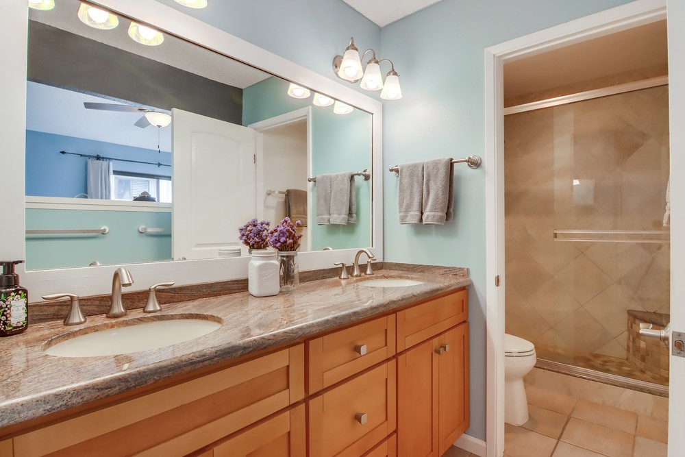 Virtual tour photo 34 of 56 for 1212 River Glen Row UNIT 103