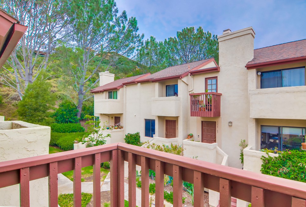 Virtual tour photo 46 of 56 for 1212 River Glen Row UNIT 103