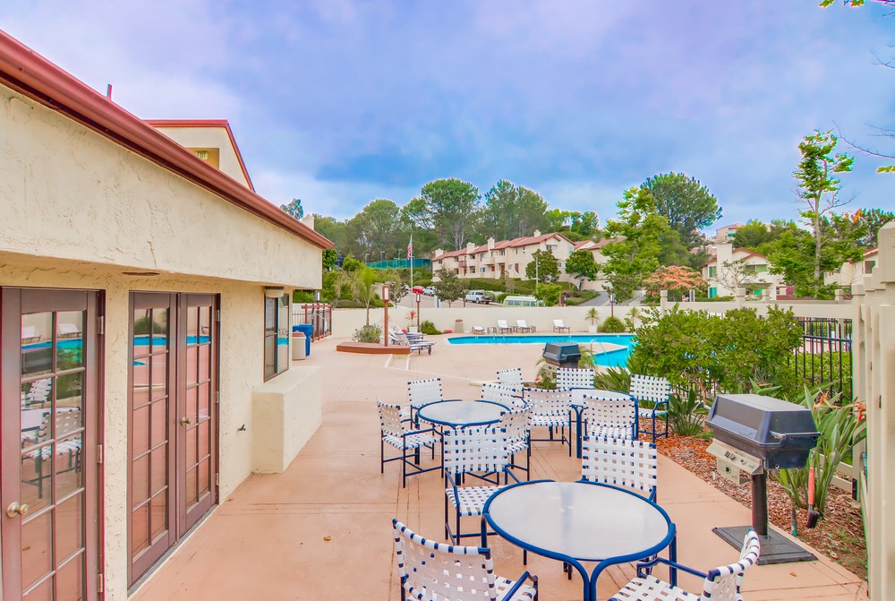 Virtual tour photo 54 of 56 for 1212 River Glen Row UNIT 103