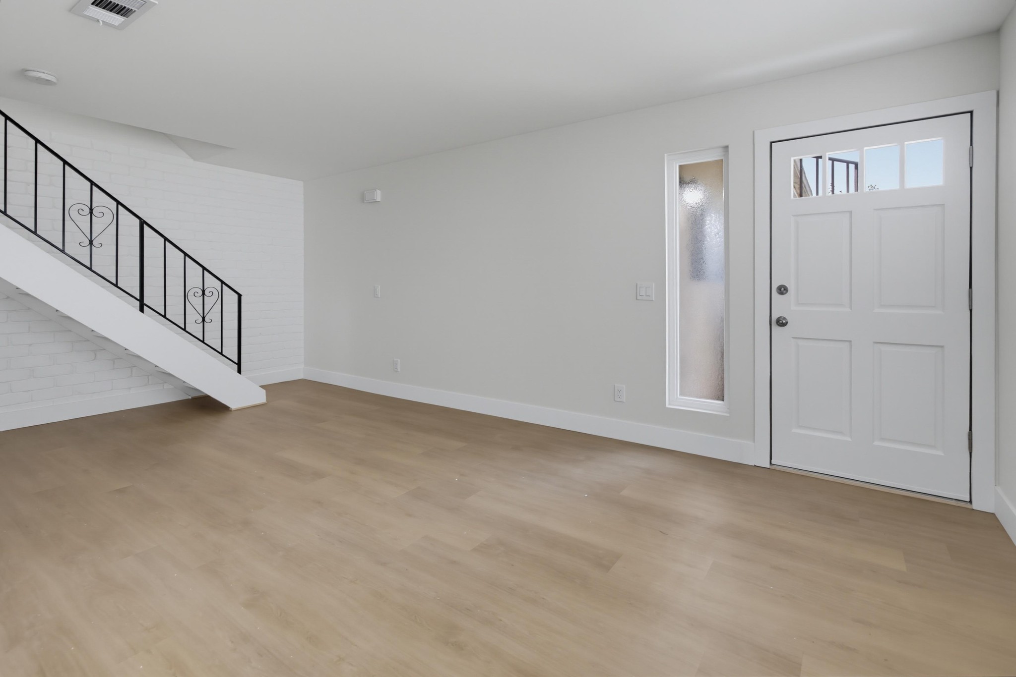 Virtual tour photo 5 of 34 for 12120 Orange Crest Ct Unit 2