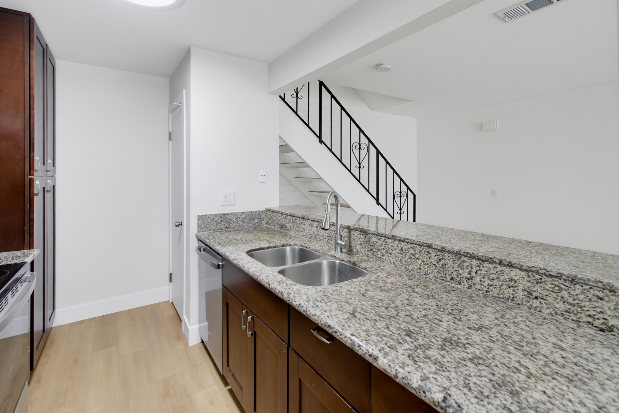 Virtual tour photo 13 of 34 for 12120 Orange Crest Ct Unit 2