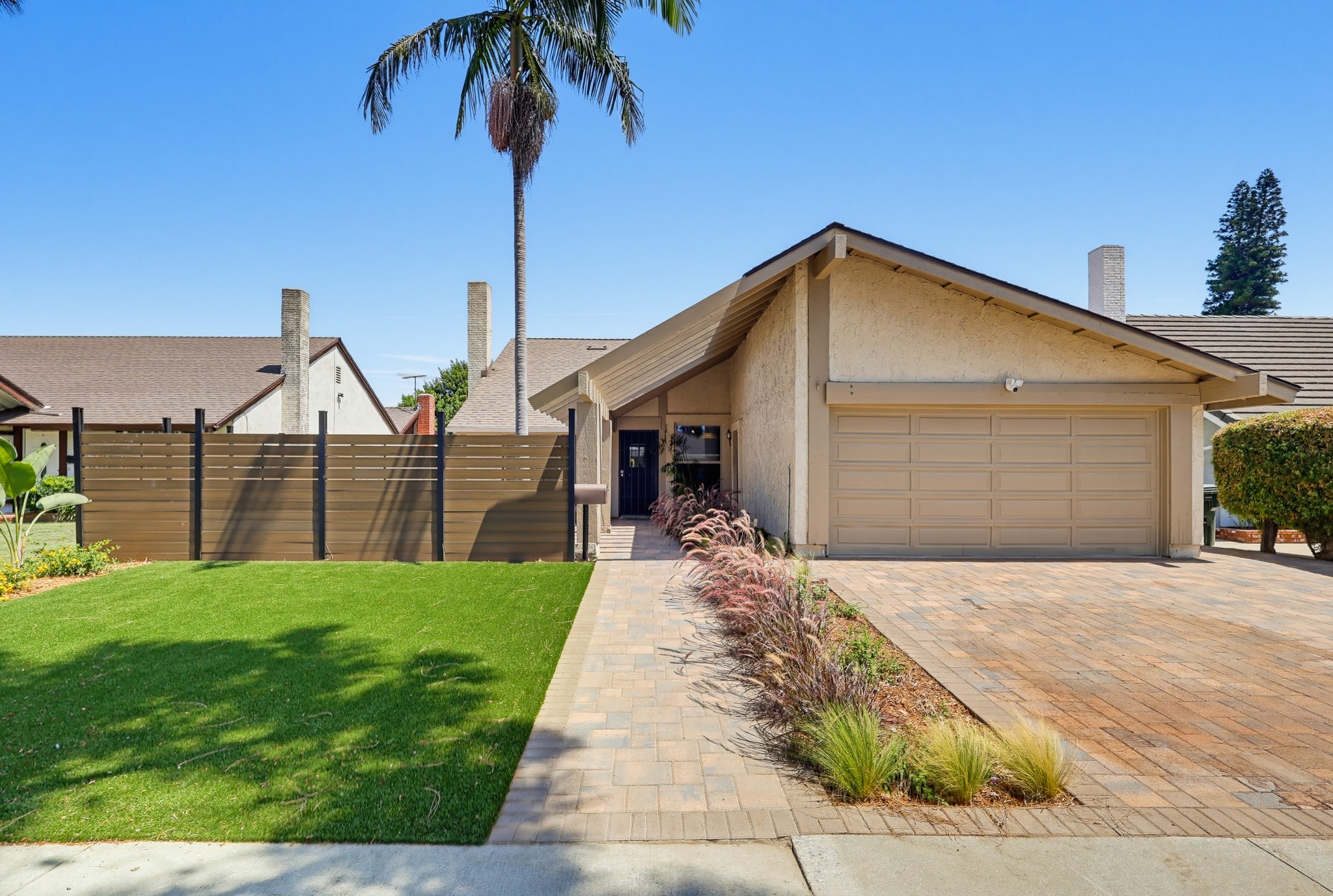 Virtual tour photo 5 of 67 for 12131 Smokie Ln