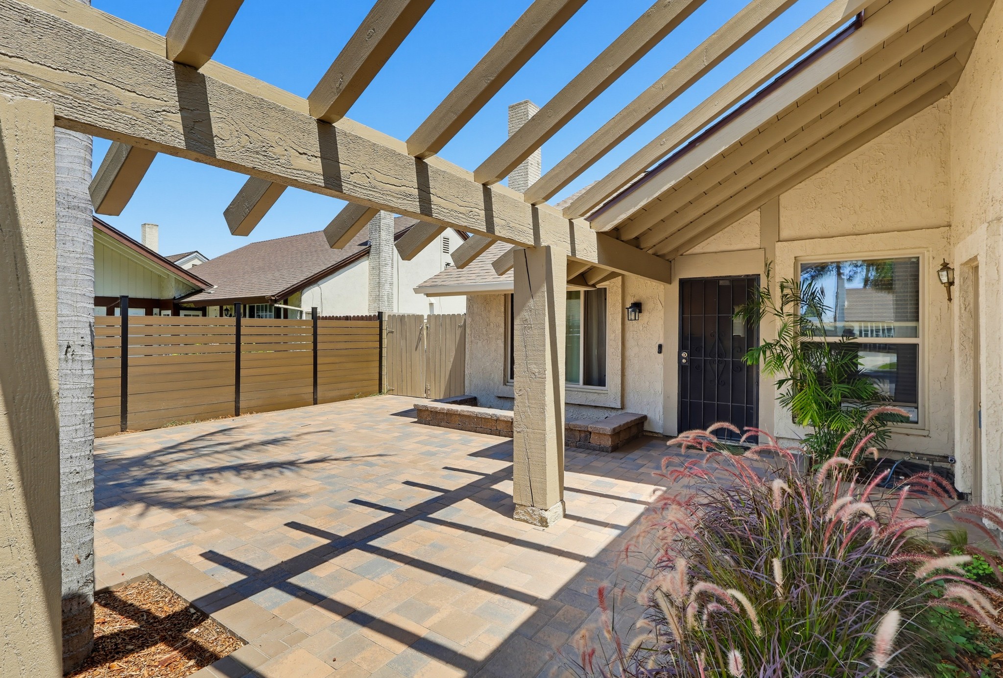 Virtual tour photo 7 of 67 for 12131 Smokie Ln
