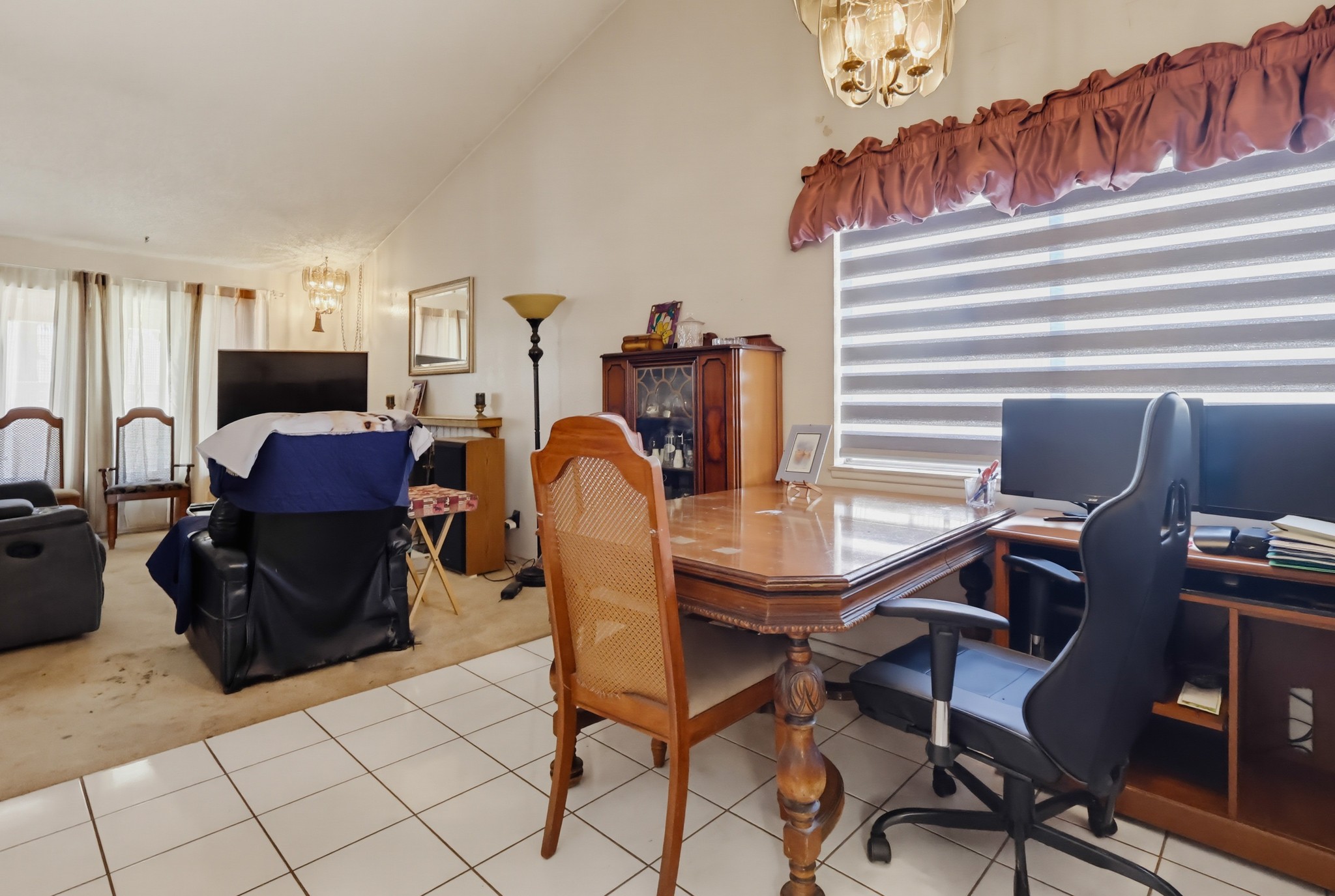 Virtual tour photo 14 of 67 for 12131 Smokie Ln
