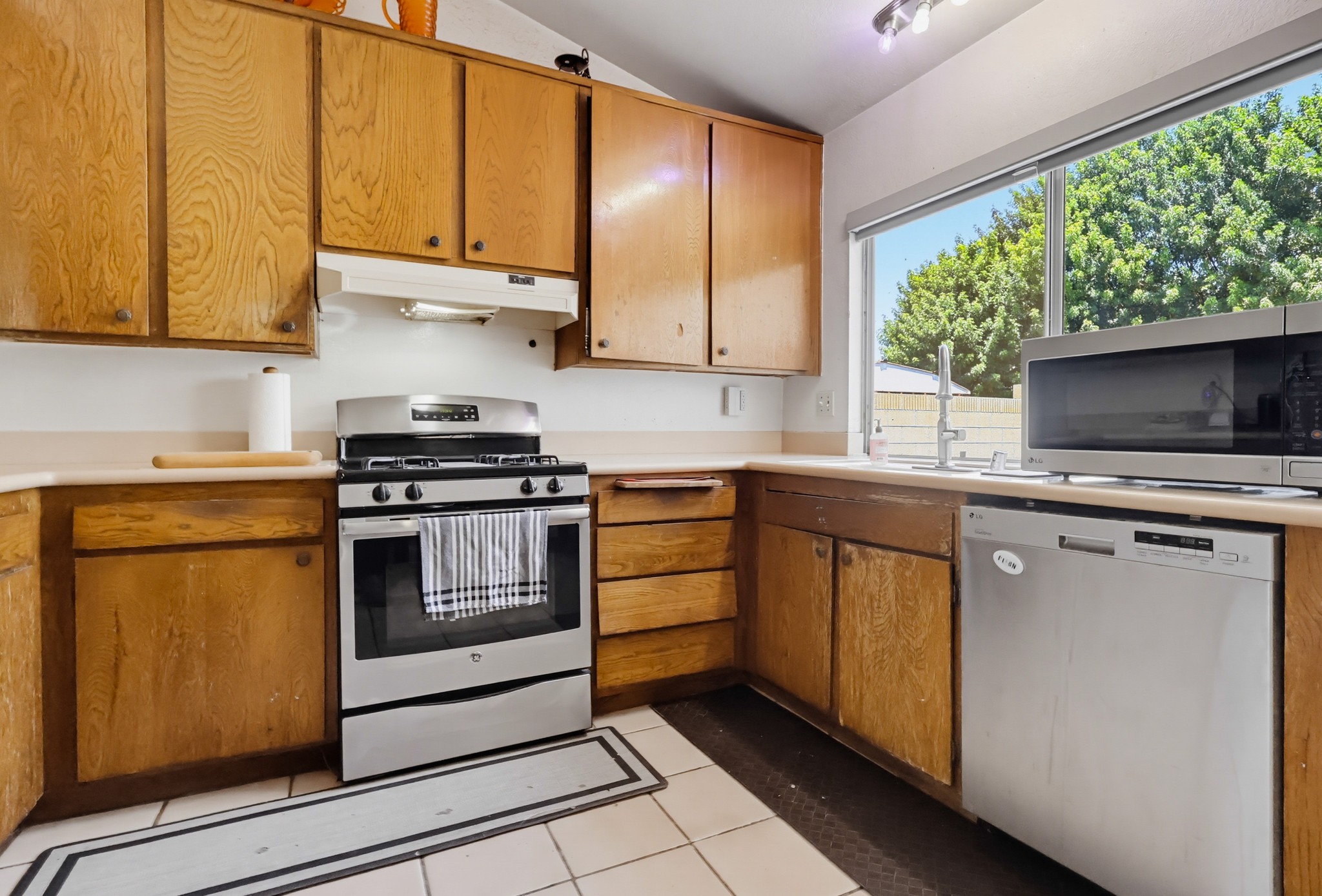 Virtual tour photo 22 of 67 for 12131 Smokie Ln