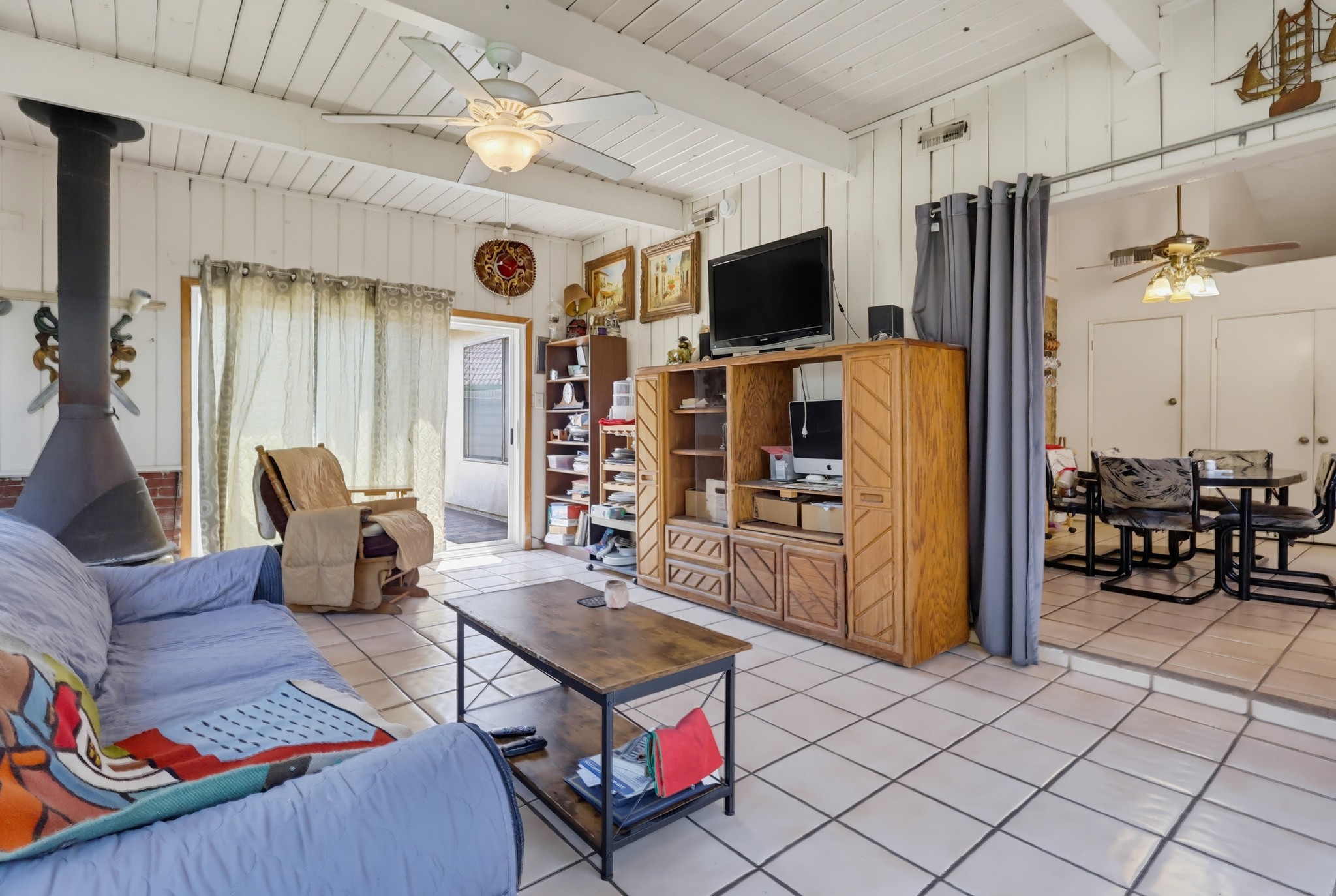 Virtual tour photo 27 of 67 for 12131 Smokie Ln