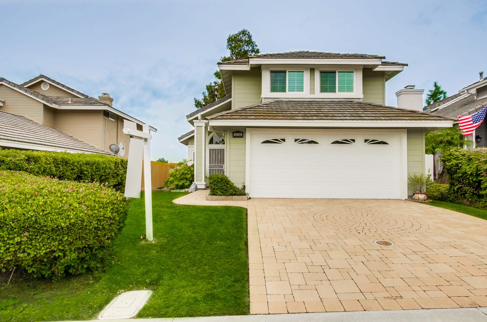 Virtual tour photo 3 of 37 for 12135 Eastbourne Rd
