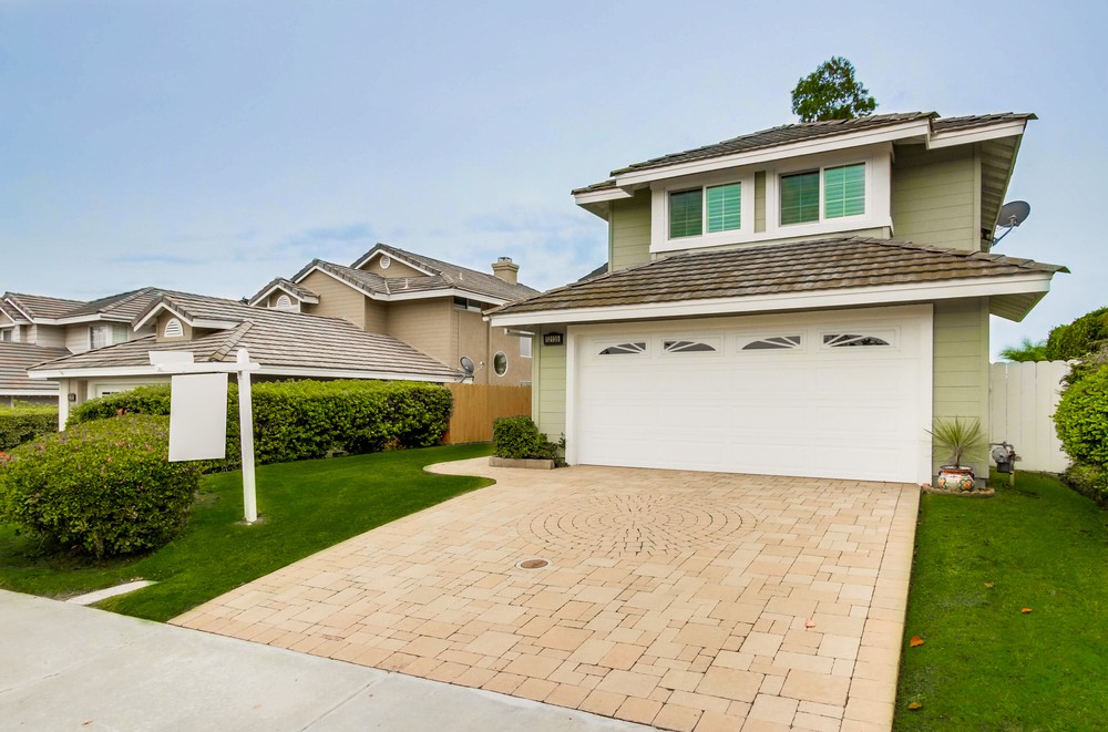 Virtual tour photo 4 of 37 for 12135 Eastbourne Rd