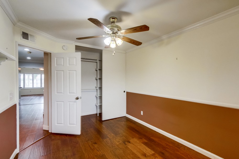 Virtual tour photo 30 of 37 for 12135 Eastbourne Rd