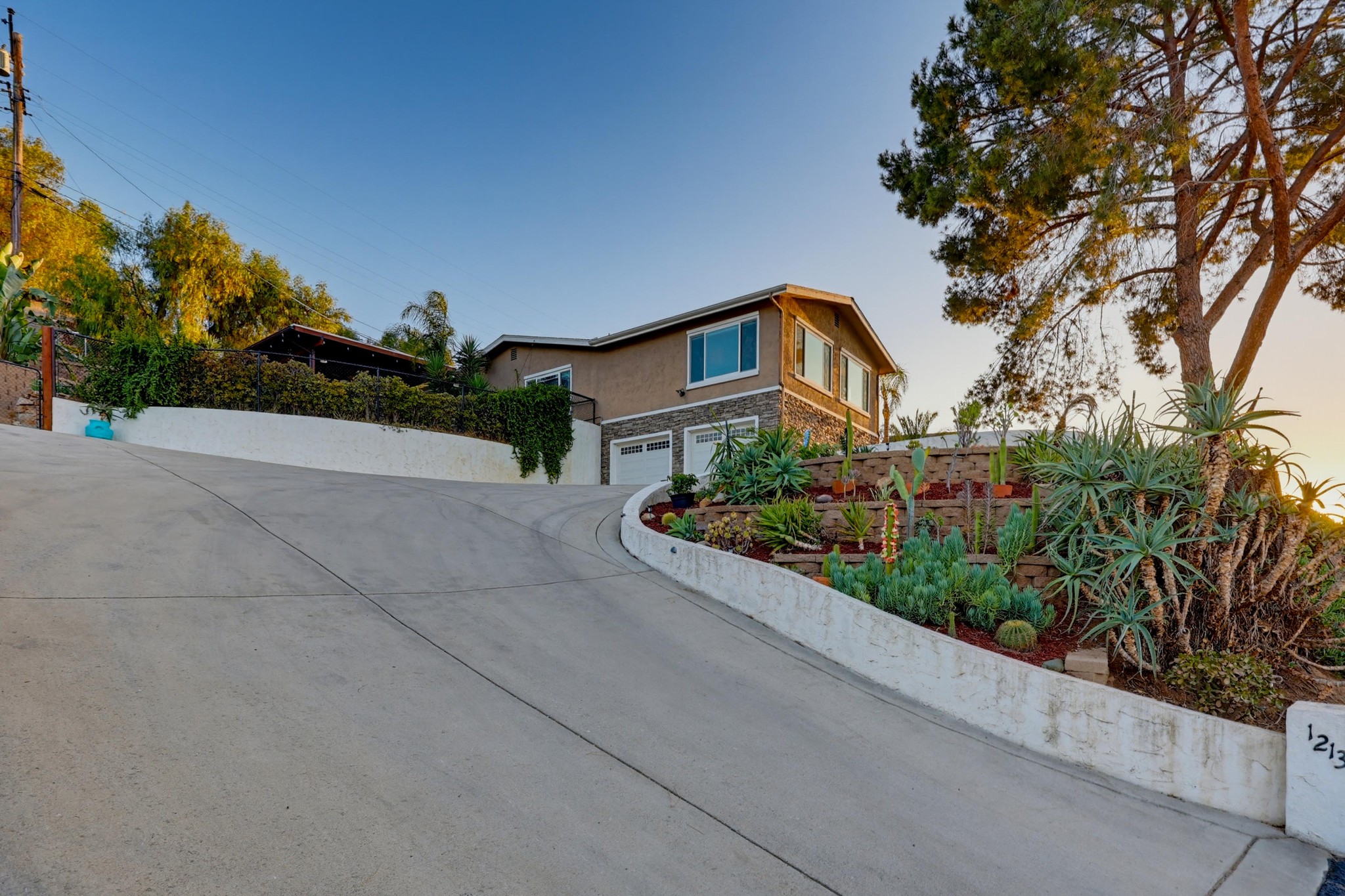 Virtual tour photo 74 of 123 for 12139 Valhalla Dr