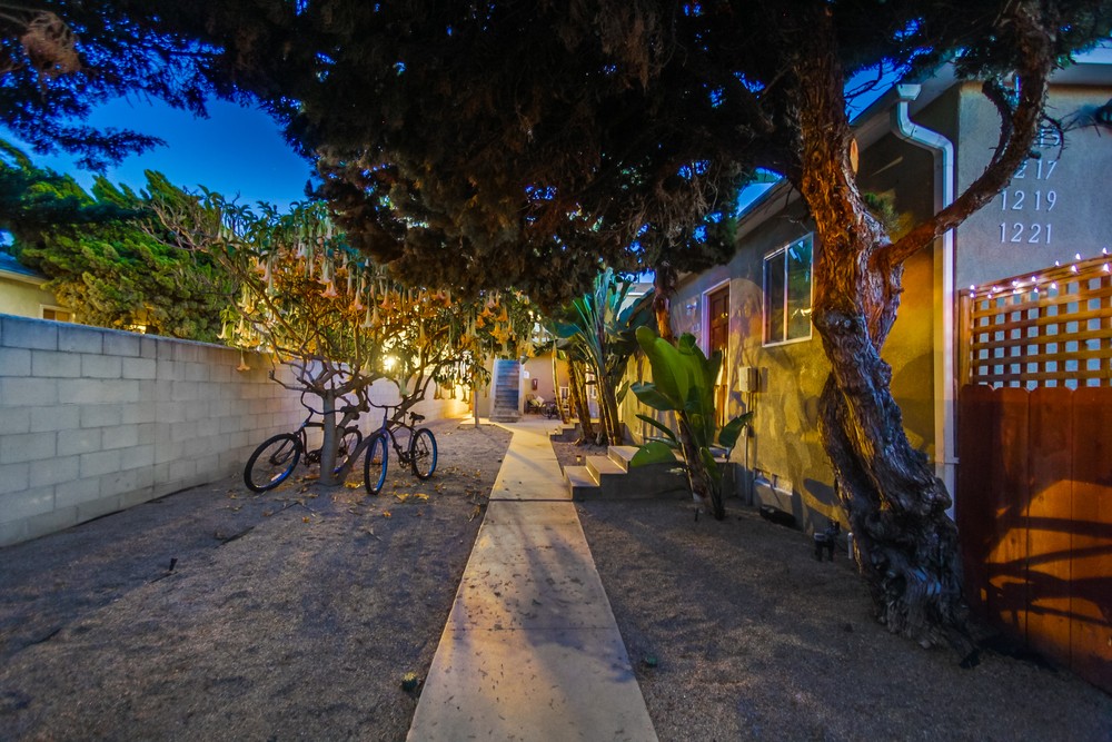 Virtual tour photo 6 of 34 for 1215 Grand Ave