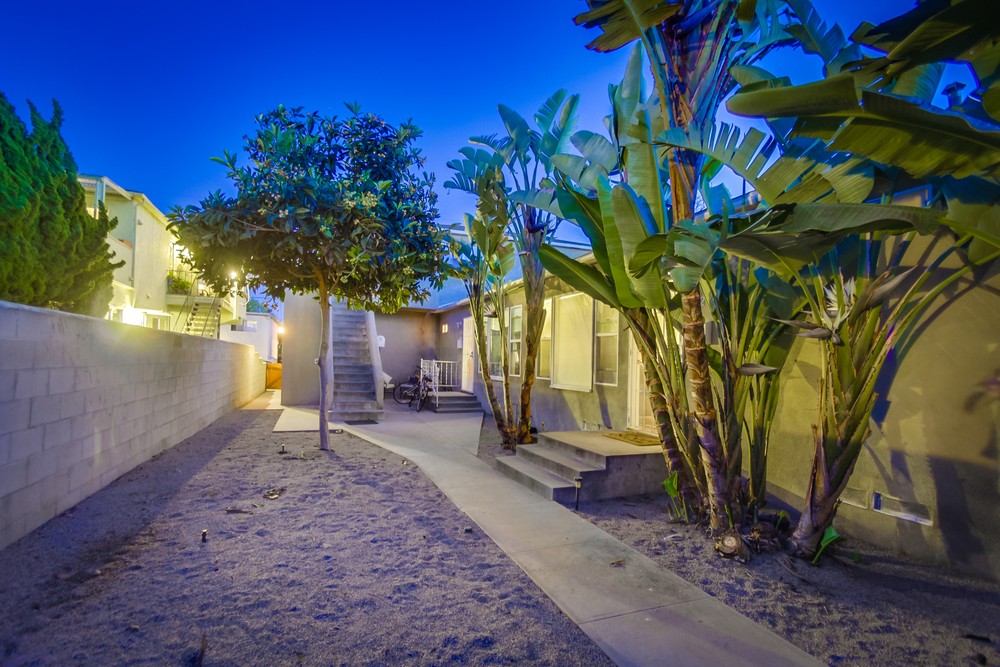Virtual tour photo 7 of 34 for 1215 Grand Ave