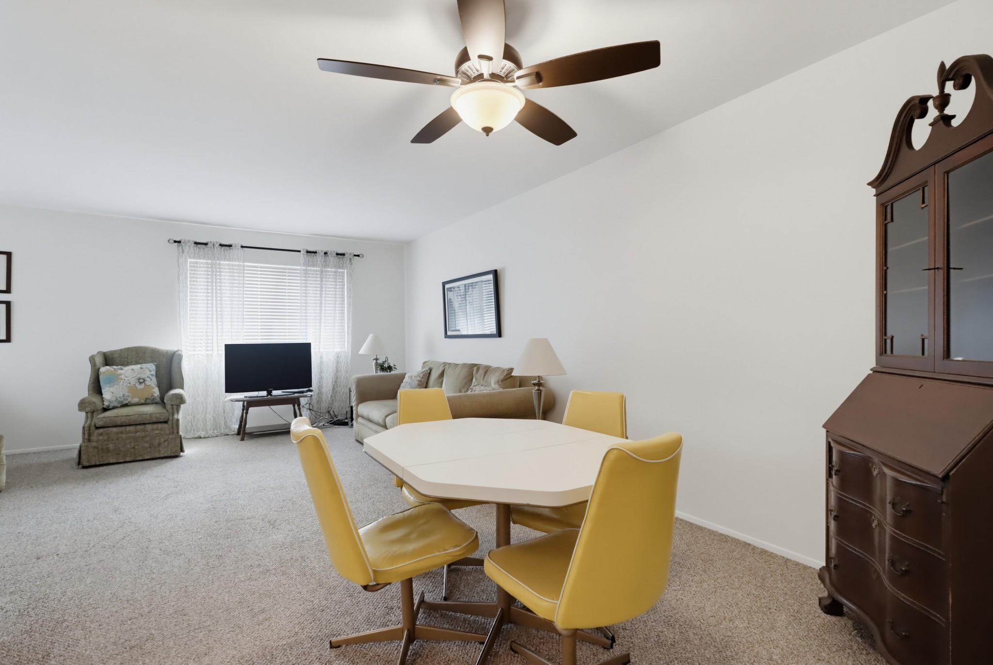 Virtual tour photo 10 of 19 for 12152 Lemon Crest Dr Unit 4