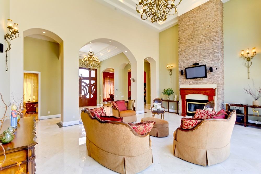 Virtual tour photo 10 of 84 for 12156 Lilac Heights