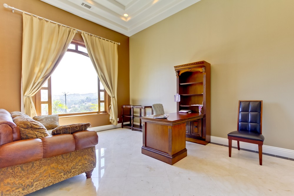 Virtual tour photo 31 of 84 for 12156 Lilac Heights
