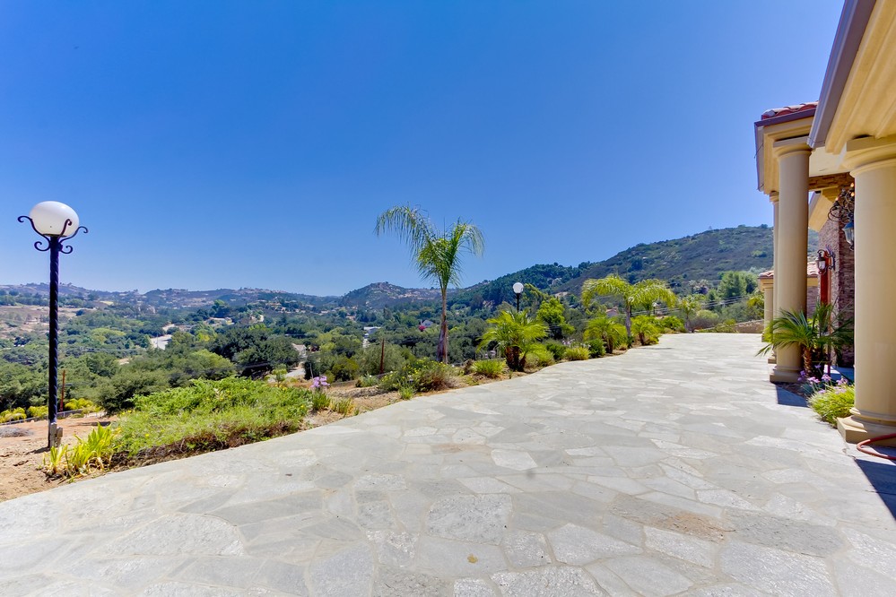 Virtual tour photo 68 of 84 for 12156 Lilac Heights