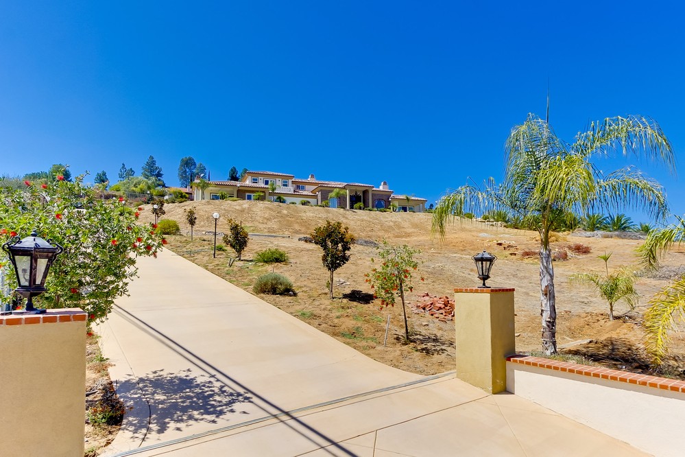 Virtual tour photo 83 of 84 for 12156 Lilac Heights