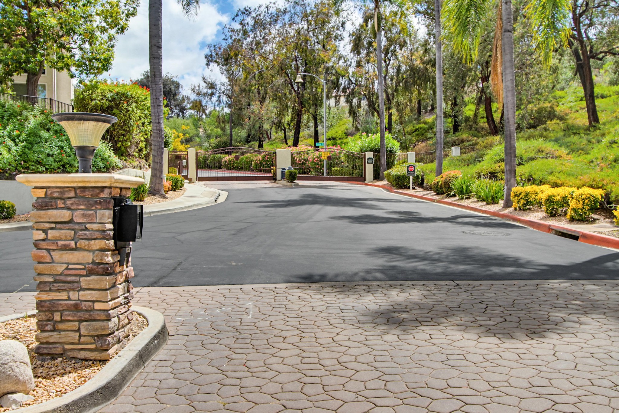 Virtual tour photo 68 of 69 for 12165 Sand Trap Row