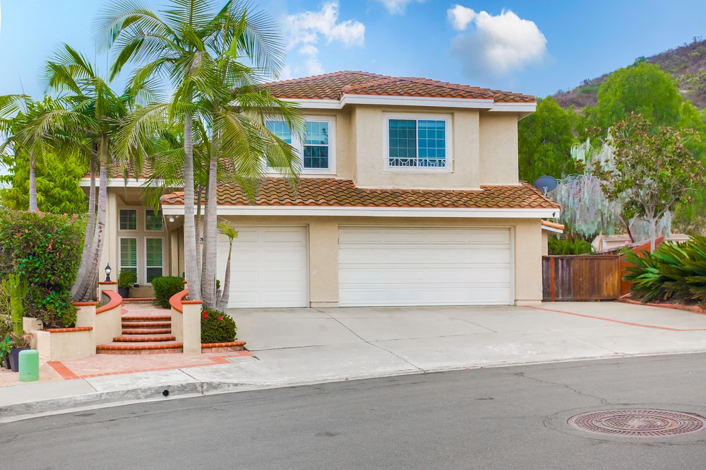 Virtual tour photo 1 of 73 for 12167 Branicole Ln