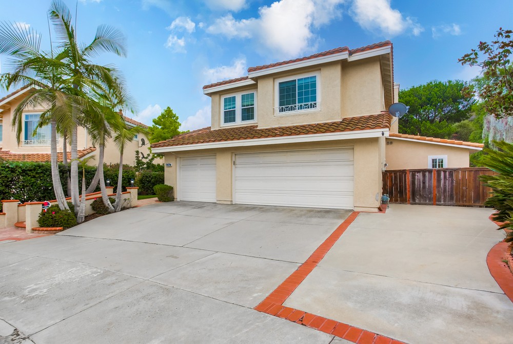 Virtual tour photo 4 of 73 for 12167 Branicole Ln