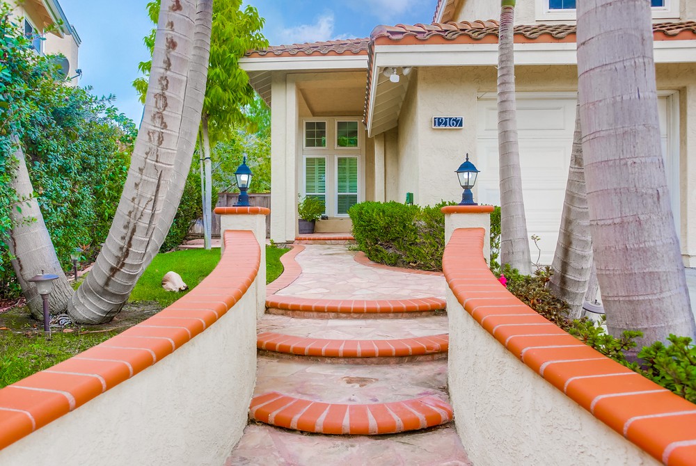 Virtual tour photo 6 of 73 for 12167 Branicole Ln