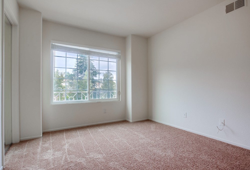 Virtual tour photo 48 of 73 for 12167 Branicole Ln