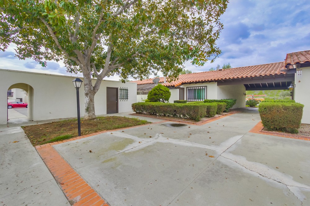 Virtual tour photo 1 of 45 for 12174 Rancho Bernardo Rd