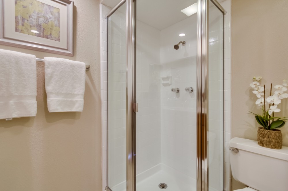Virtual tour photo 23 of 45 for 12174 Rancho Bernardo Rd
