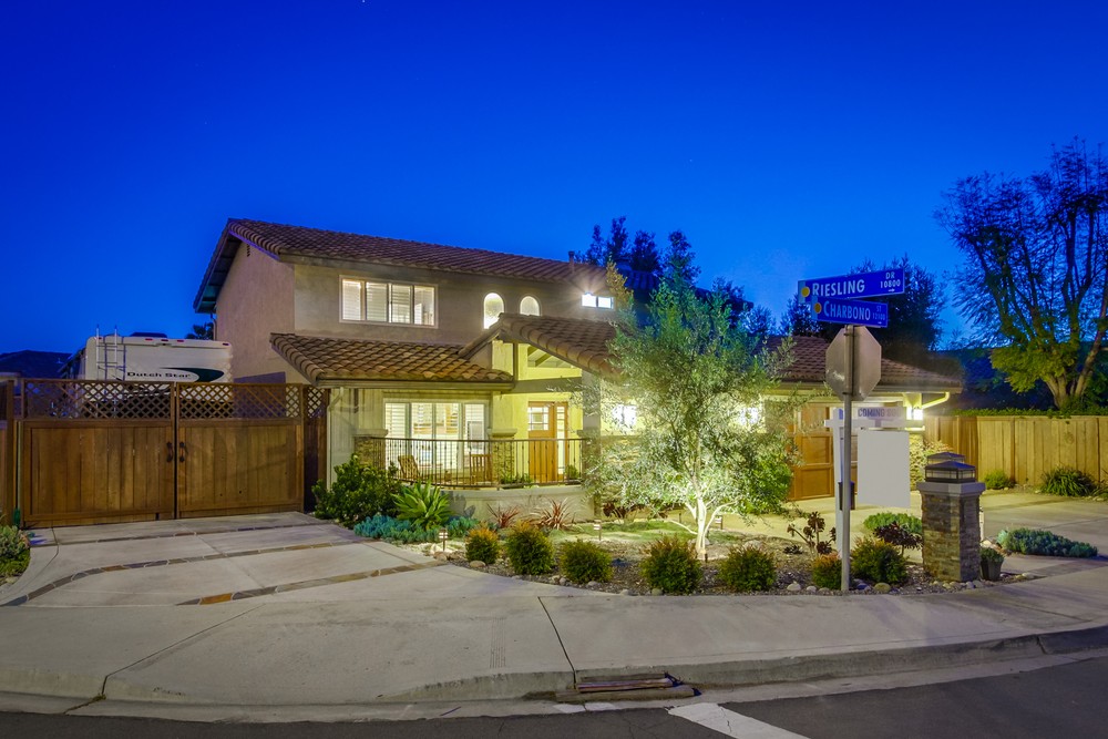 Virtual tour photo 1 of 64 for 12181 Charbono St