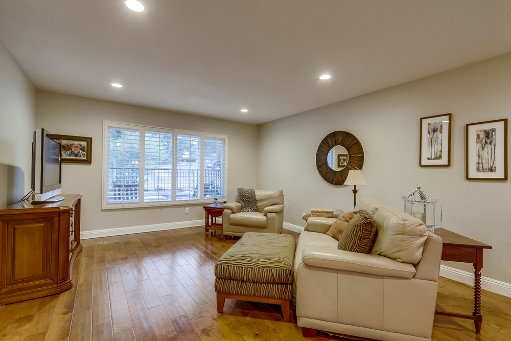 Virtual tour photo 13 of 64 for 12181 Charbono St