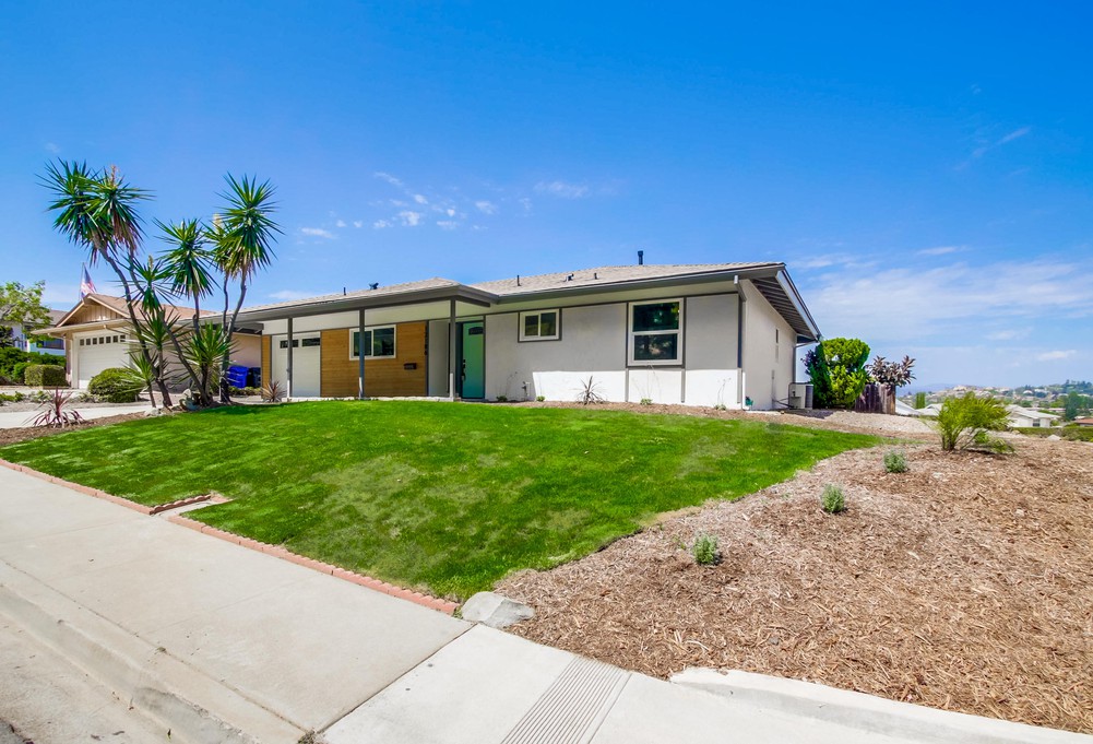 Virtual tour photo 4 of 43 for 12186 Lomica Dr