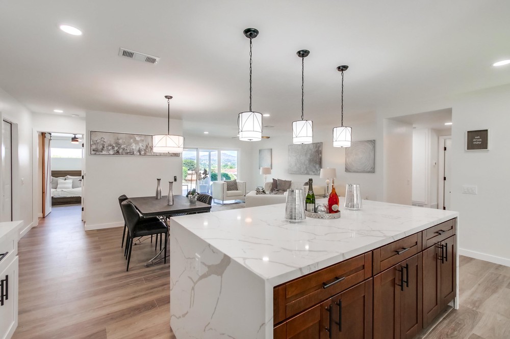 Virtual tour photo 14 of 43 for 12186 Lomica Dr
