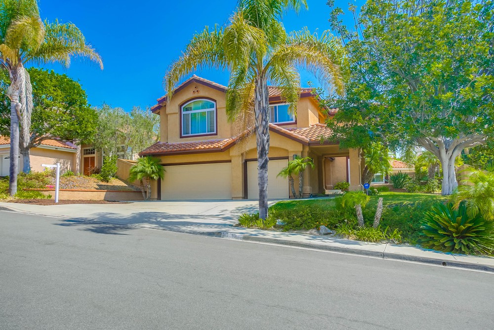 Virtual tour photo 1 of 83 for 12189 Darkwood Rd