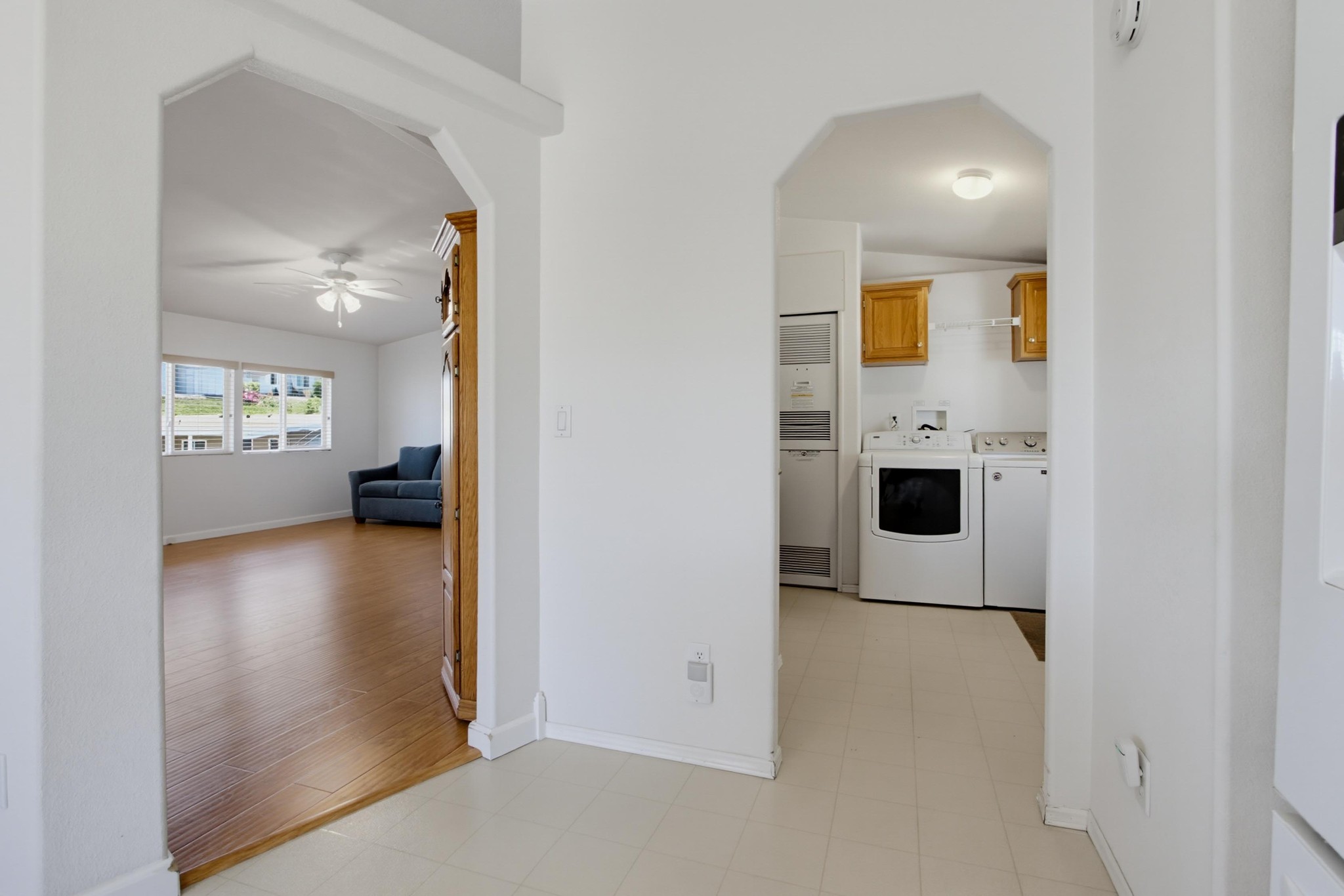 Virtual tour photo 24 of 54 for 1219 E Barham Dr Spc 127