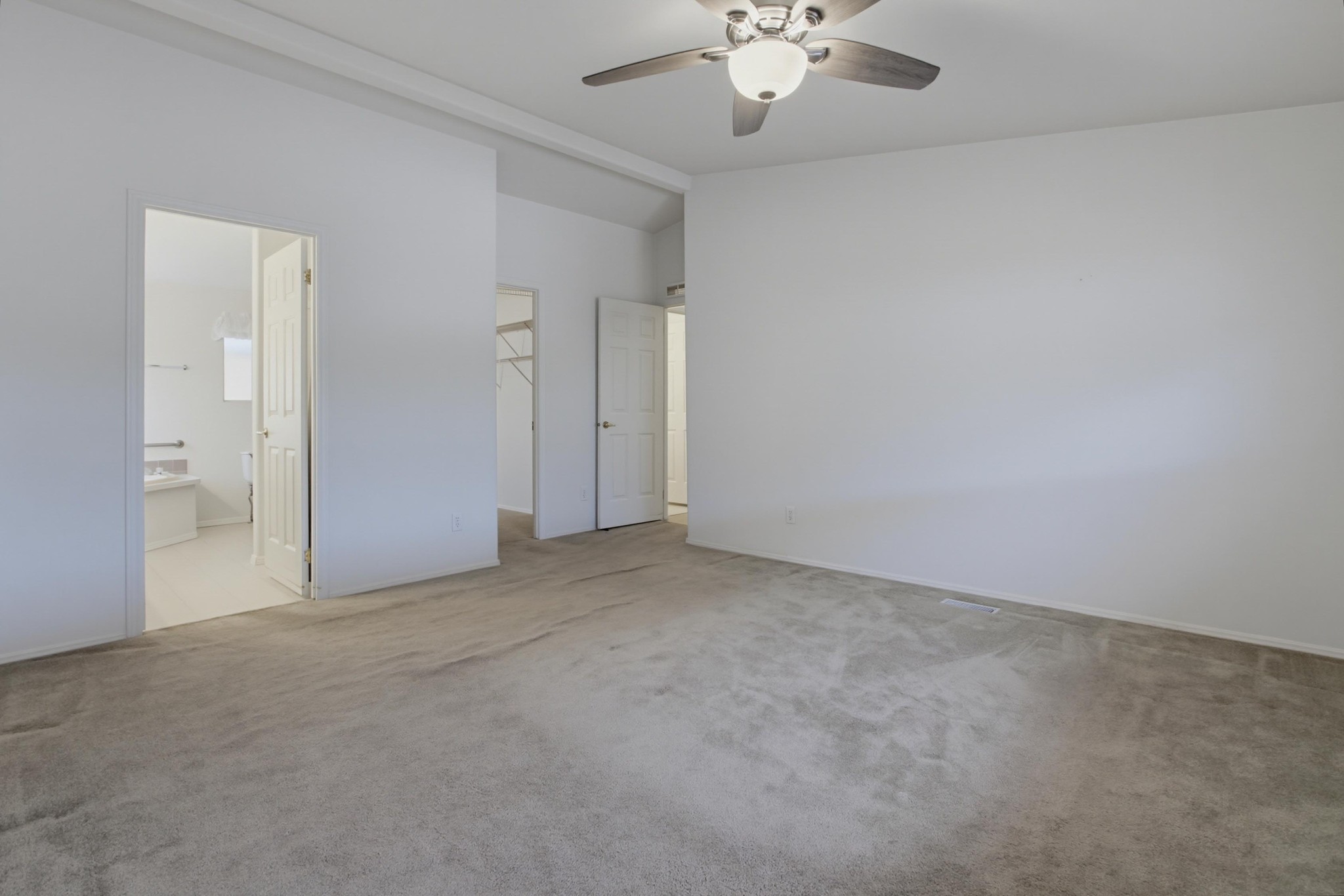 Virtual tour photo 38 of 54 for 1219 E Barham Dr Spc 127