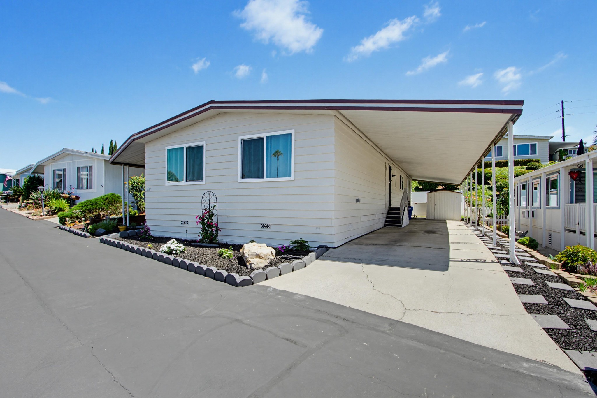 Virtual tour photo 4 of 55 for 1219 E Barham Dr Spc 178
