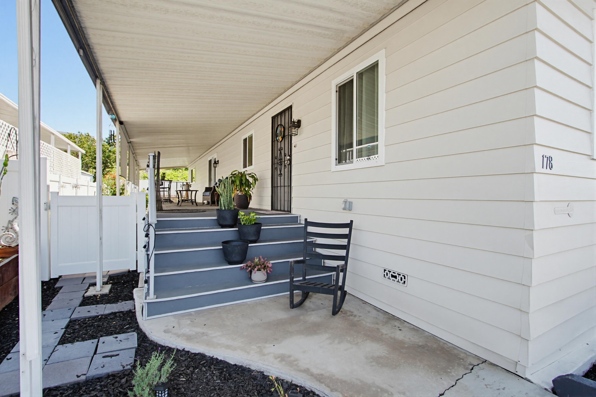 Virtual tour photo 5 of 55 for 1219 E Barham Dr Spc 178