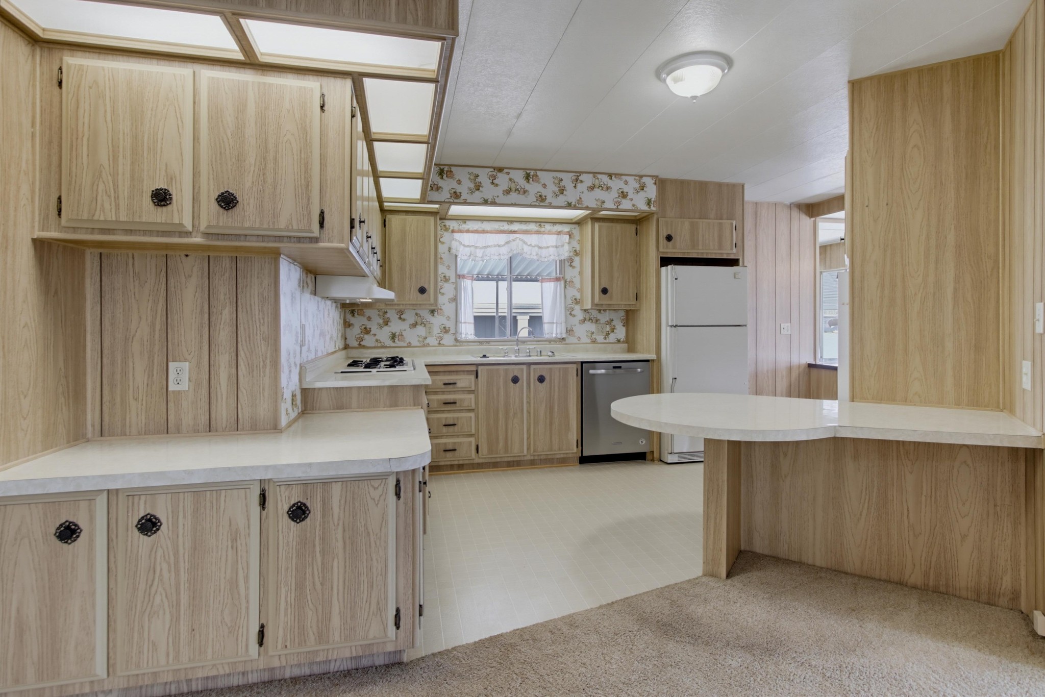 Virtual tour photo 11 of 41 for 1219 E Barham Dr Spc 24