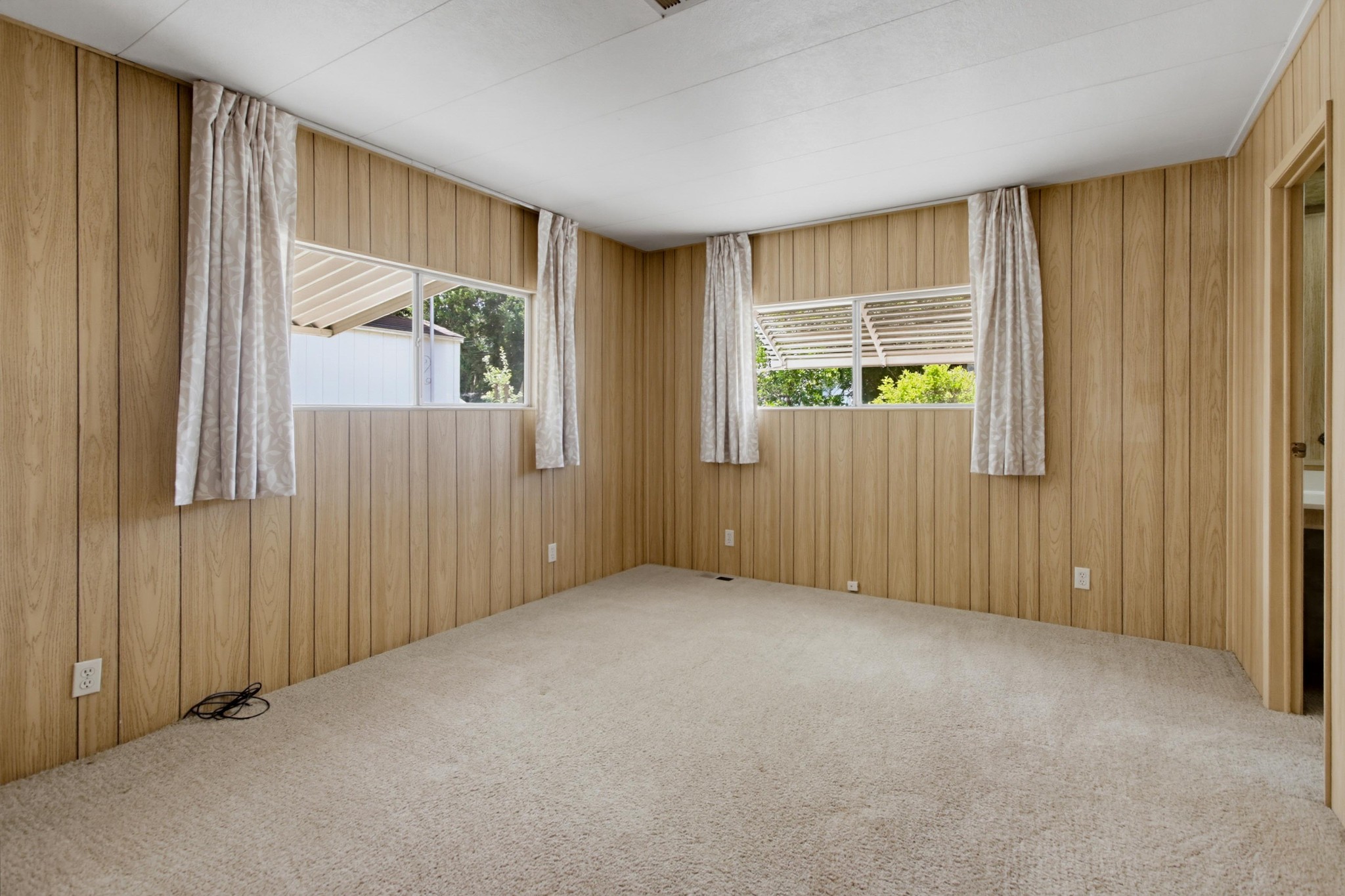 Virtual tour photo 25 of 41 for 1219 E Barham Dr Spc 24
