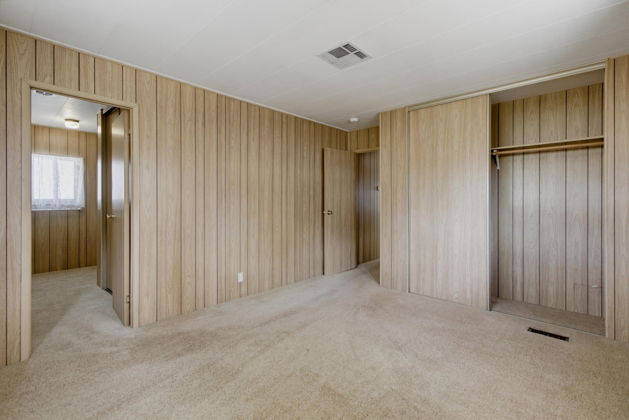 Virtual tour photo 27 of 41 for 1219 E Barham Dr Spc 24