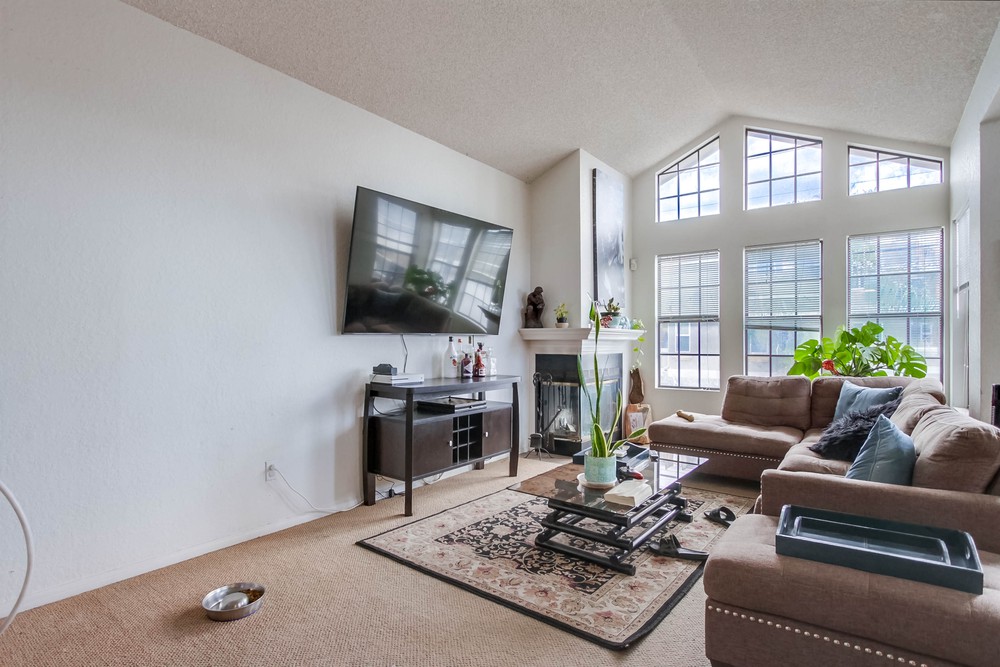 Virtual tour photo 7 of 43 for 1219 Hornblend St