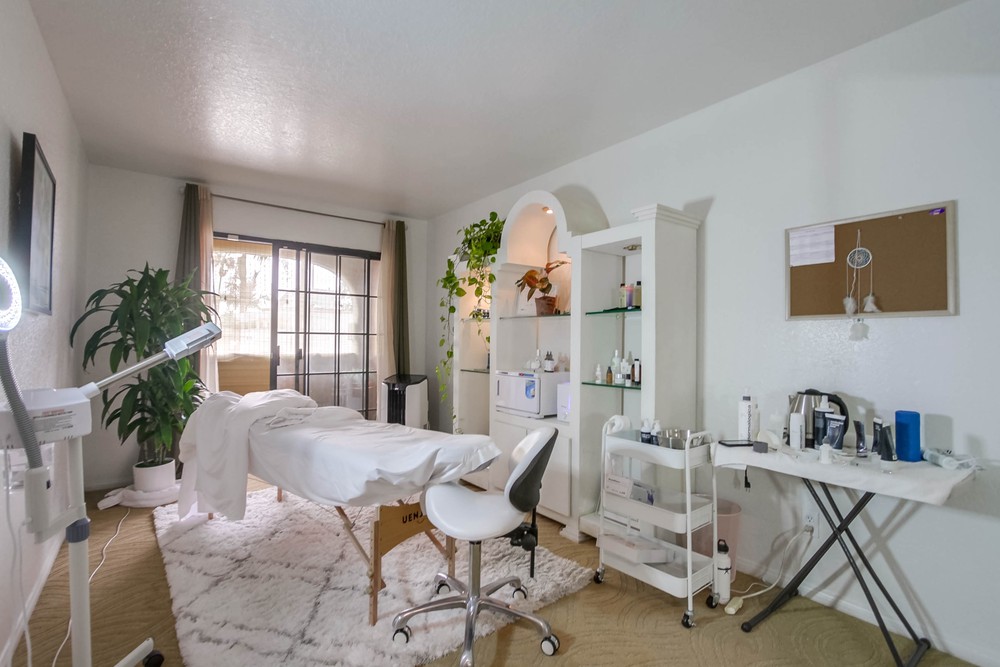 Virtual tour photo 33 of 43 for 1219 Hornblend St