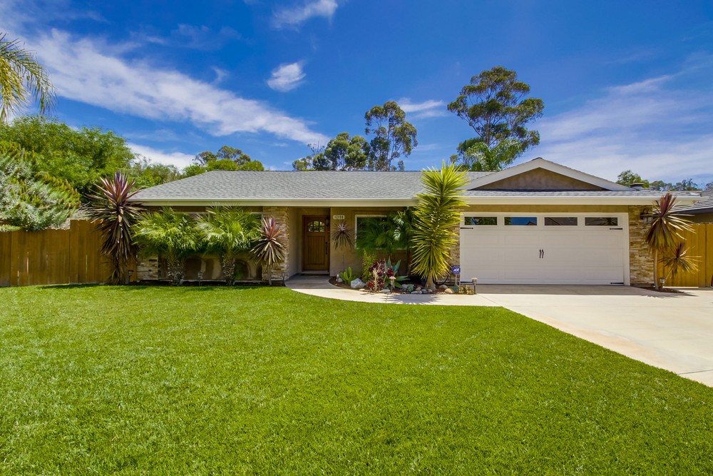 Virtual tour photo 5 of 47 for 12194 Loire Ct