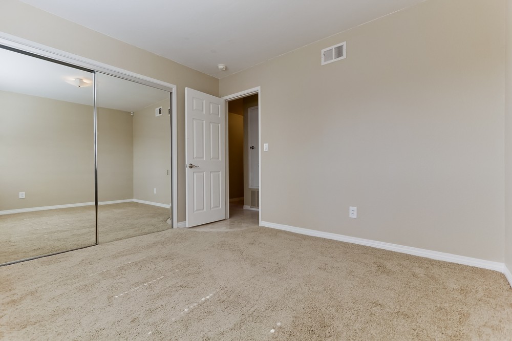 Virtual tour photo 22 of 38 for 12198 Loire Ct