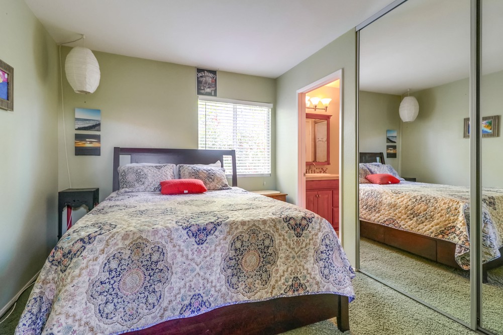 Virtual tour photo 27 of 45 for 12214 Creswick Ct