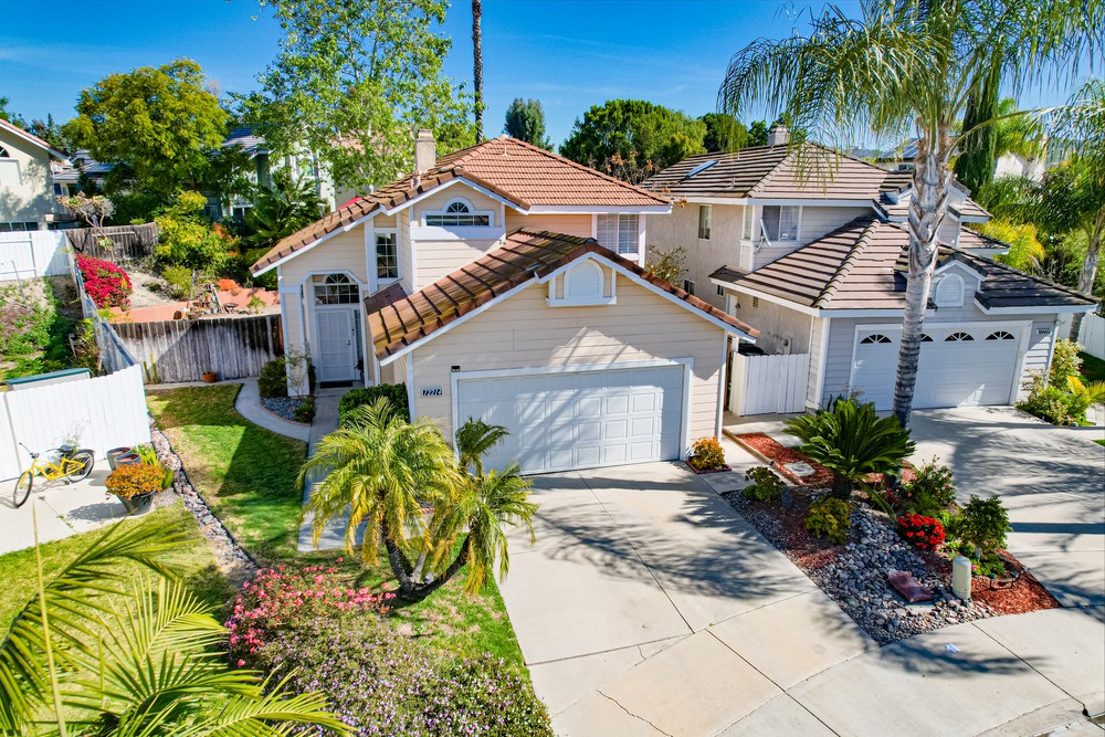 Virtual tour photo 1 of 25 for 12214 Creswick Ct