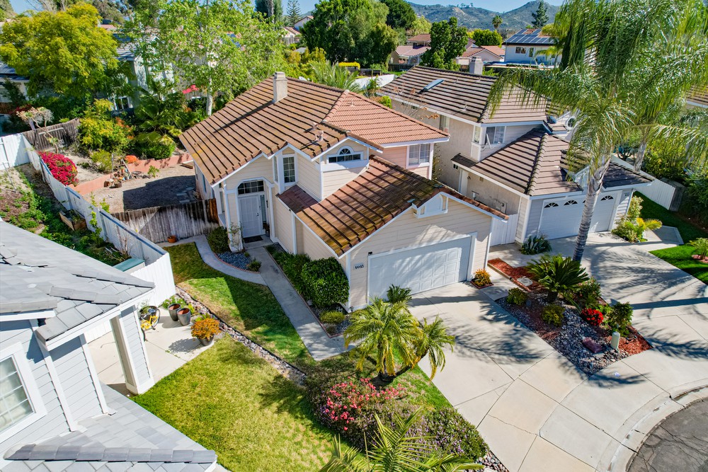 Virtual tour photo 3 of 25 for 12214 Creswick Ct