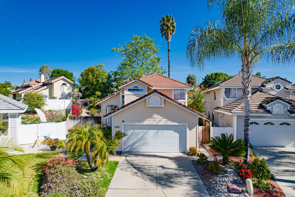 Virtual tour photo 7 of 25 for 12214 Creswick Ct