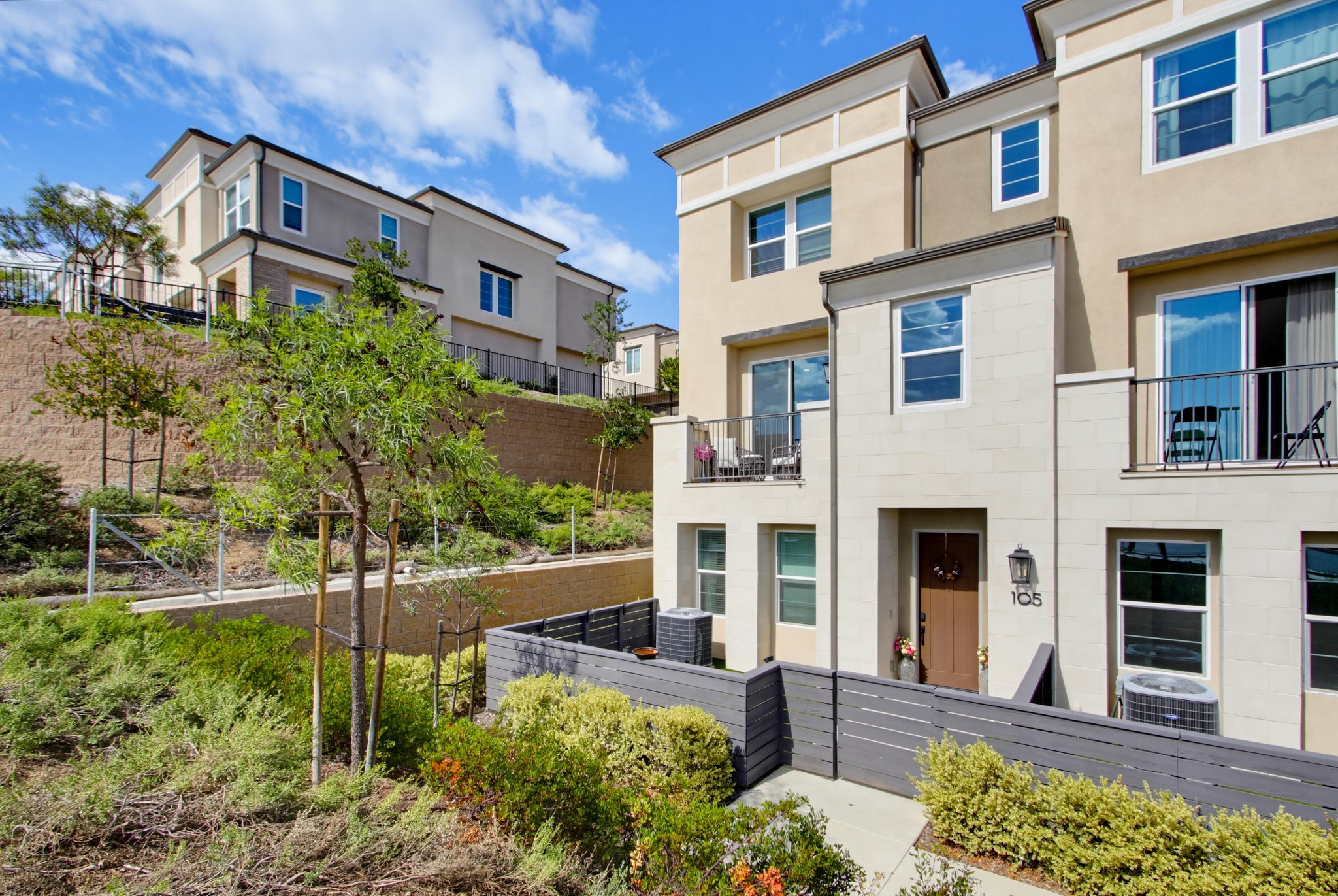 Virtual tour photo 1 of 42 for 1222 Sunrise View #105